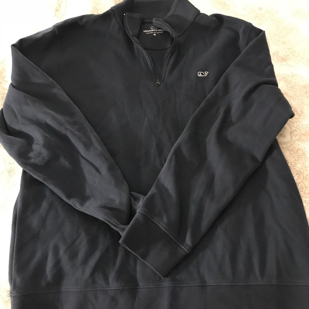 Navy Vineyard Vines pullover
