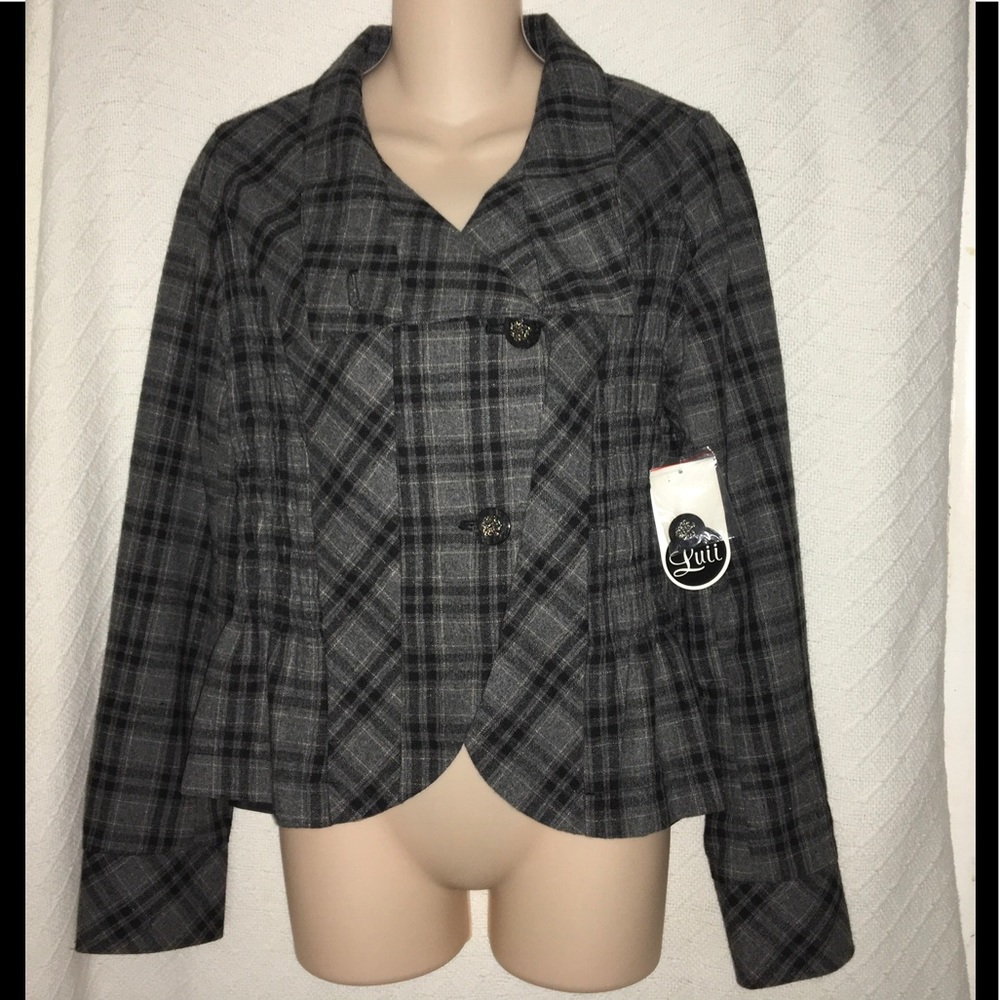 Luii plaid jacket NWT