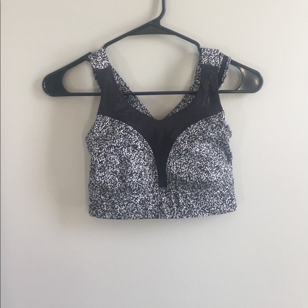Lululemon sports bra!
