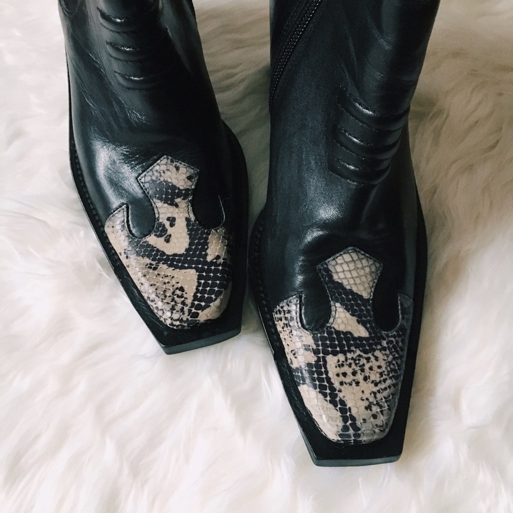 🚫SOLD🚫 Vintage Western Boots