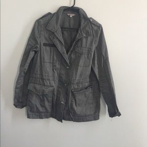 Rubbish lite dark green jacket