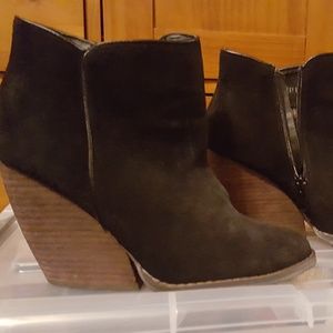 Very Volatie Leather Booties