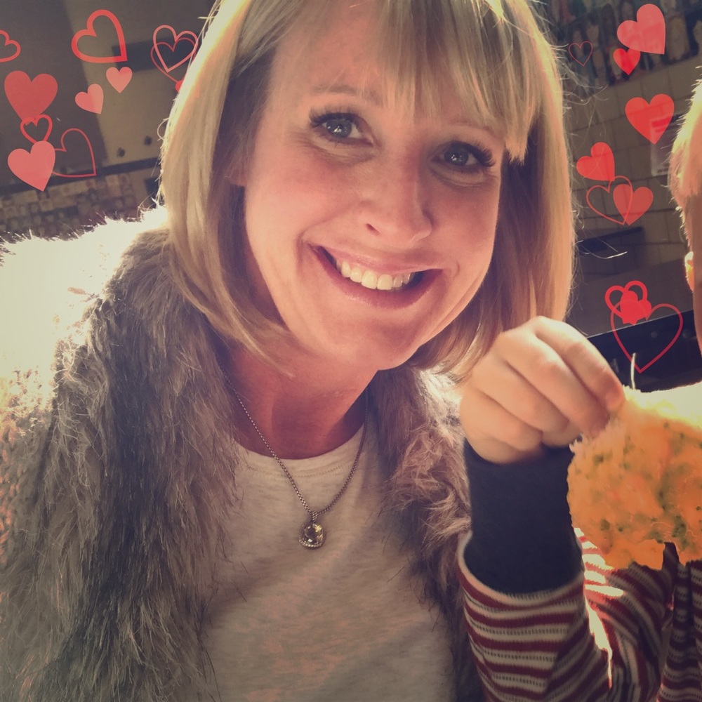 Meet your Posher, Emily