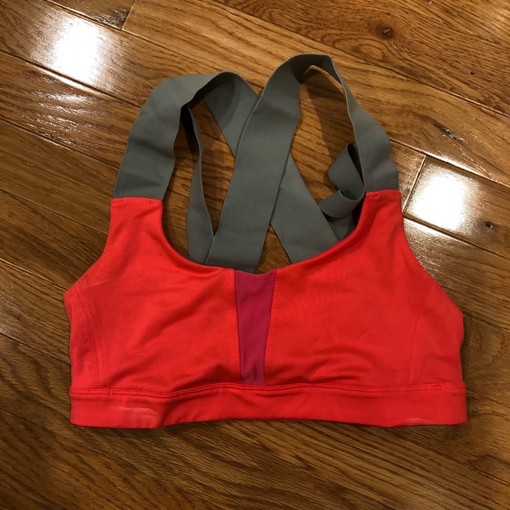 ALO Criss-Cross Neon Pink Sports Bra, Size Medium