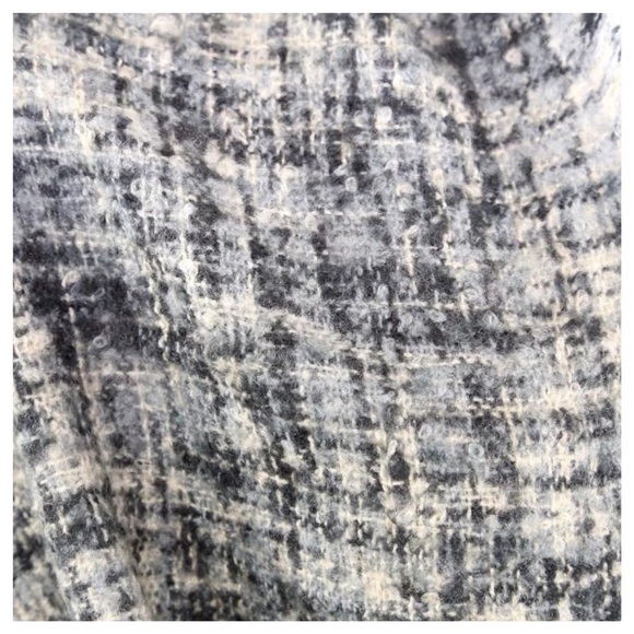 Retro Tweed Infinity Scarf - Picture 4 of 5