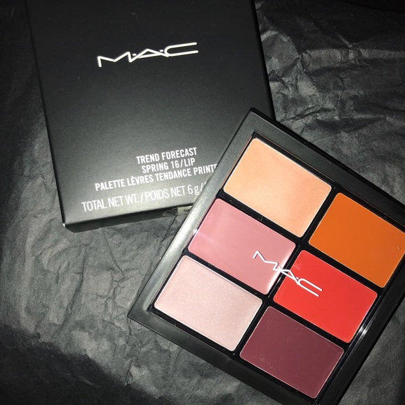 Trend Forecast Spring 16/Lip - Picture 1 of 2