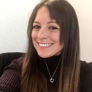 Meet your Posher, Jenn