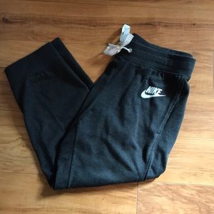 FINAL SALE women’s Nike sweatpants
