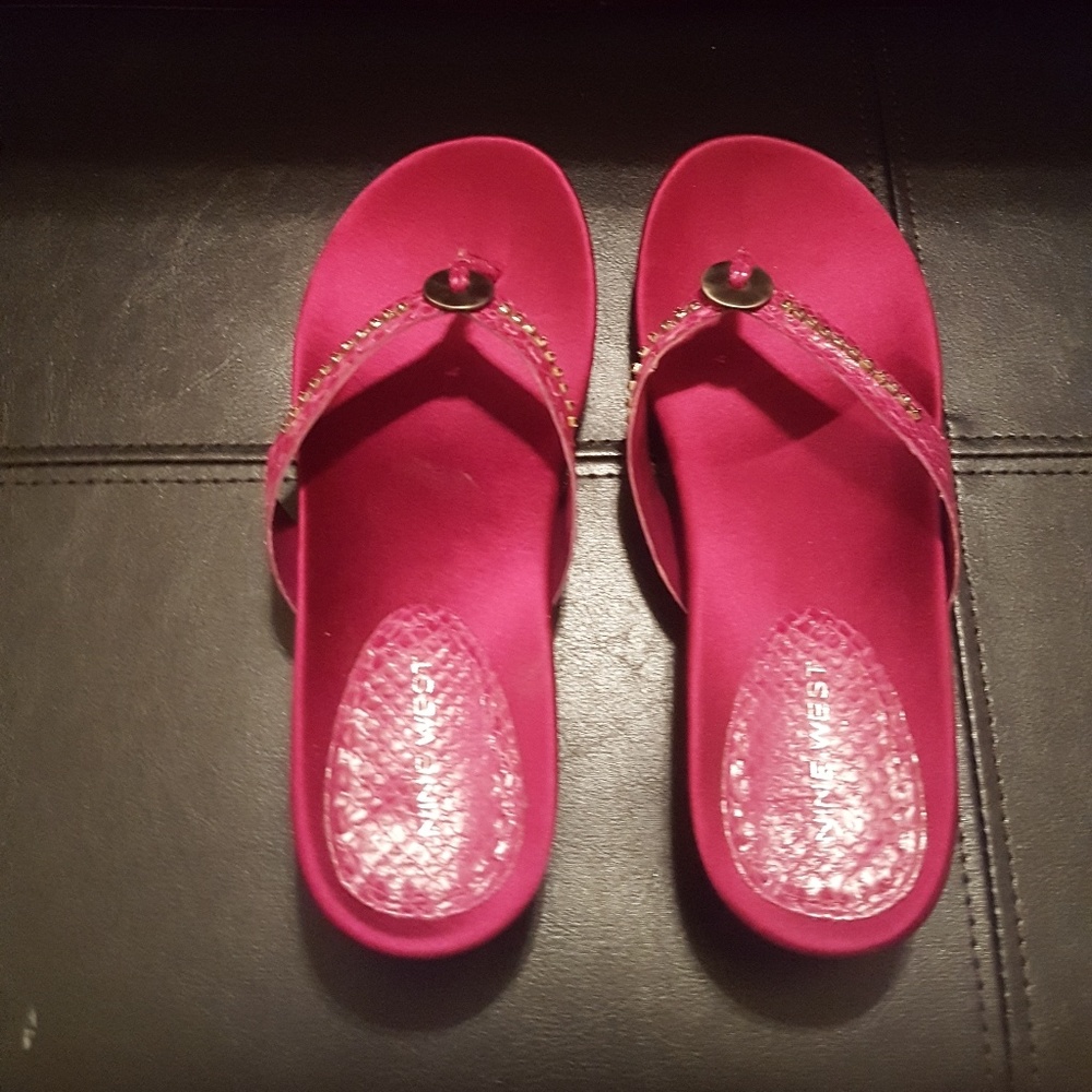 Magenta sandals