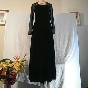 Hugo Buscati Collection Womens Evening formal gown