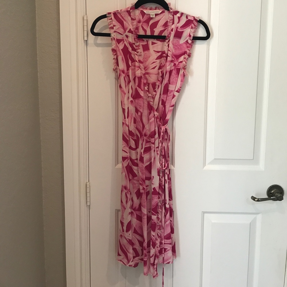 Diane Von Furstenberg Silk Wrap Dress Size 6