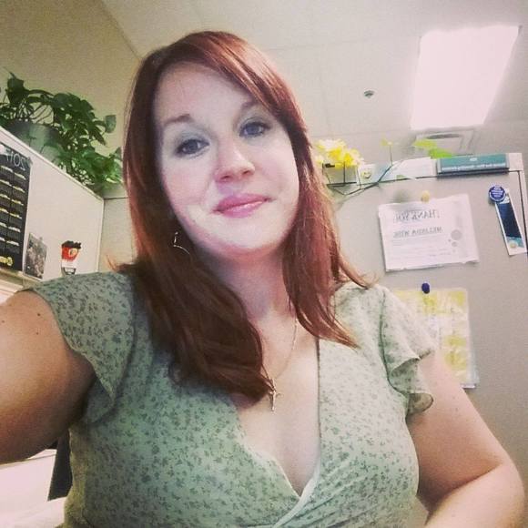Meet your Posher, Melinda - Picture 1 of 2
