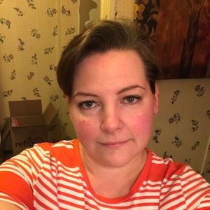 Meet your Posher, Rebecca