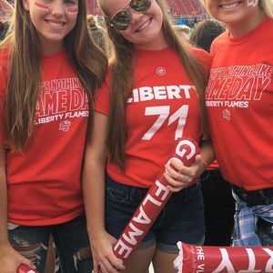 Meet your Posher, Meagan