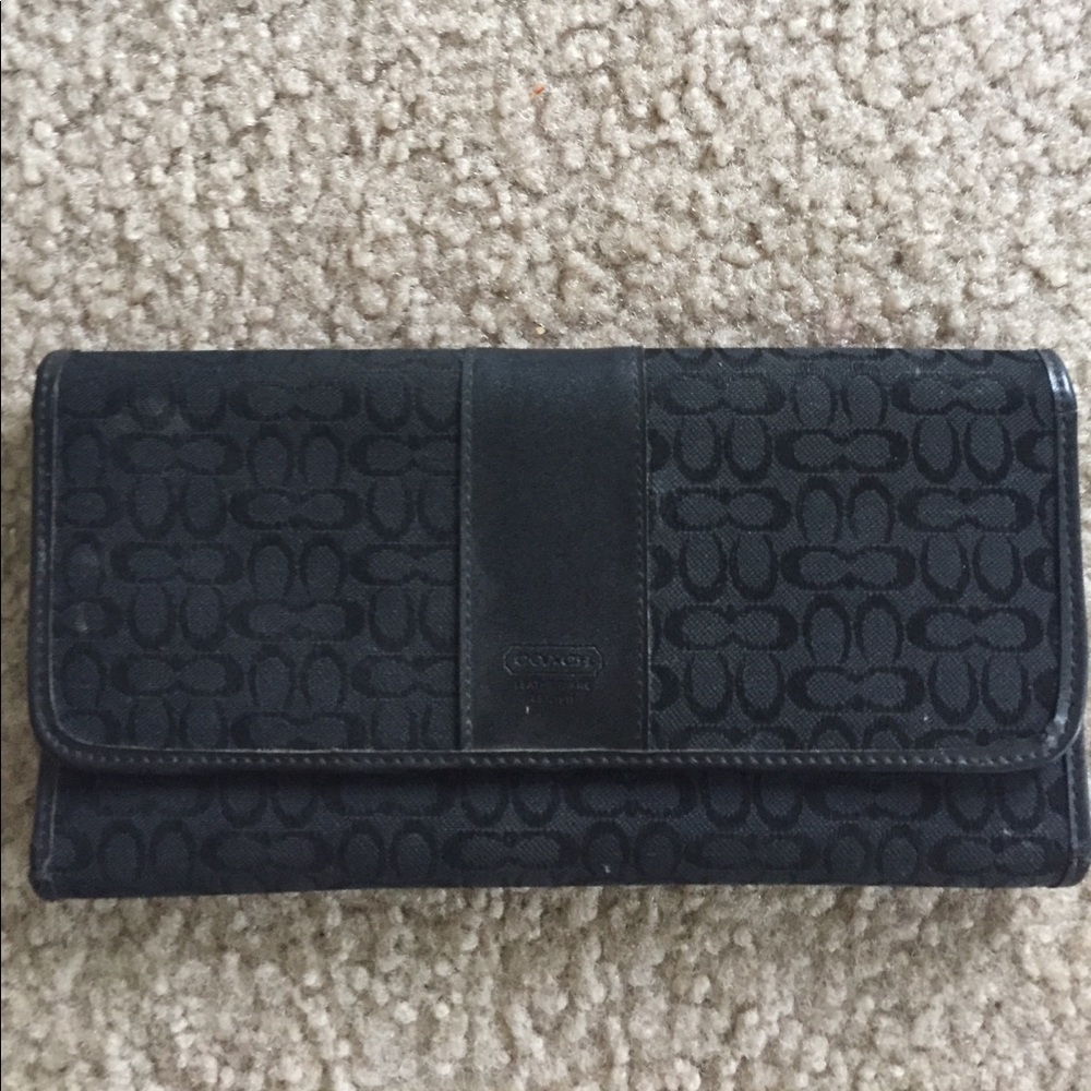 Black Coach wallet! Only used a few times!