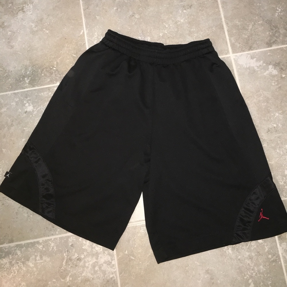 Men's Michael Jordan BBall shorts XL