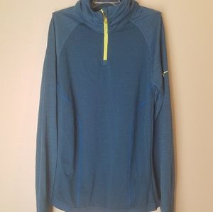 NWOT Mizuno BreathThermo Seamless Half-Zip (small)