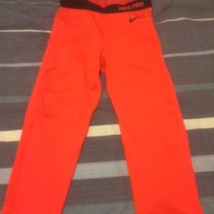 Nike capri running pant