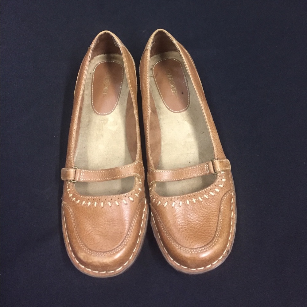 Leather Cherokee Slip on shoes.