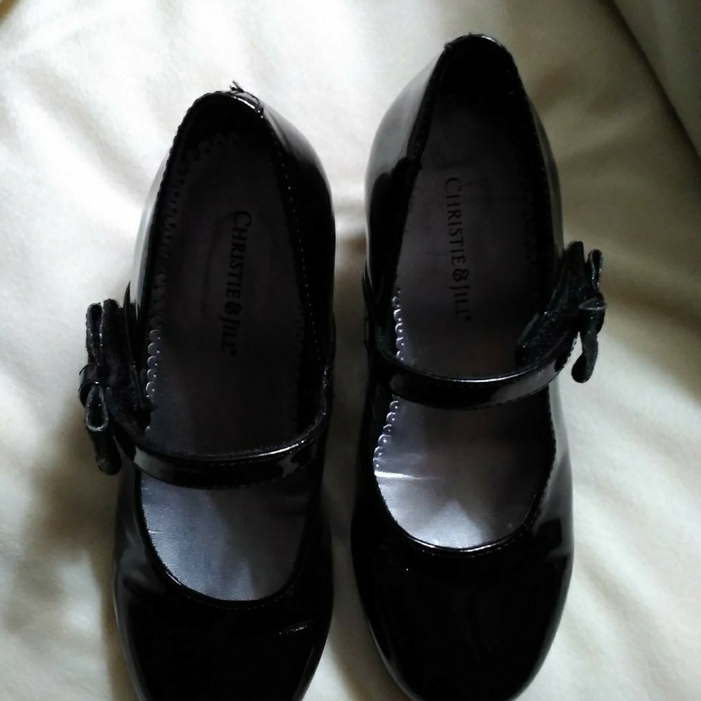 Girls black Patton shoes velcro with bow
