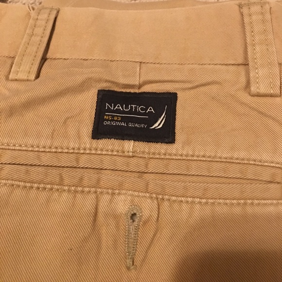 Nautica khakis with cuffs 32/30 cleaners kept - Picture 3 of 4