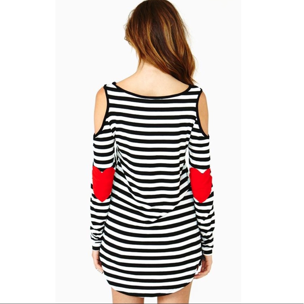 SOLD!!! Fun hearted ❤️ top. - Picture 4 of 4