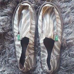 Zebra print sanuk sidewalk surfers