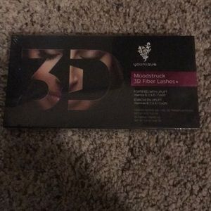 Younique 3D Moodstruck Fiber Lashes