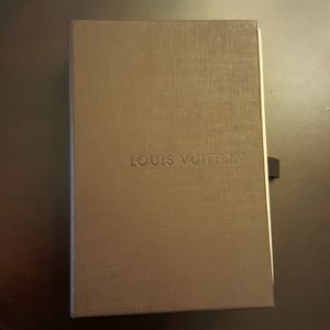 Louis Vuitton box