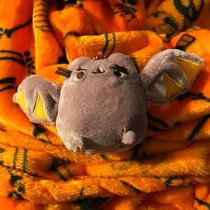 Pusheen Halloween Bat 🎃