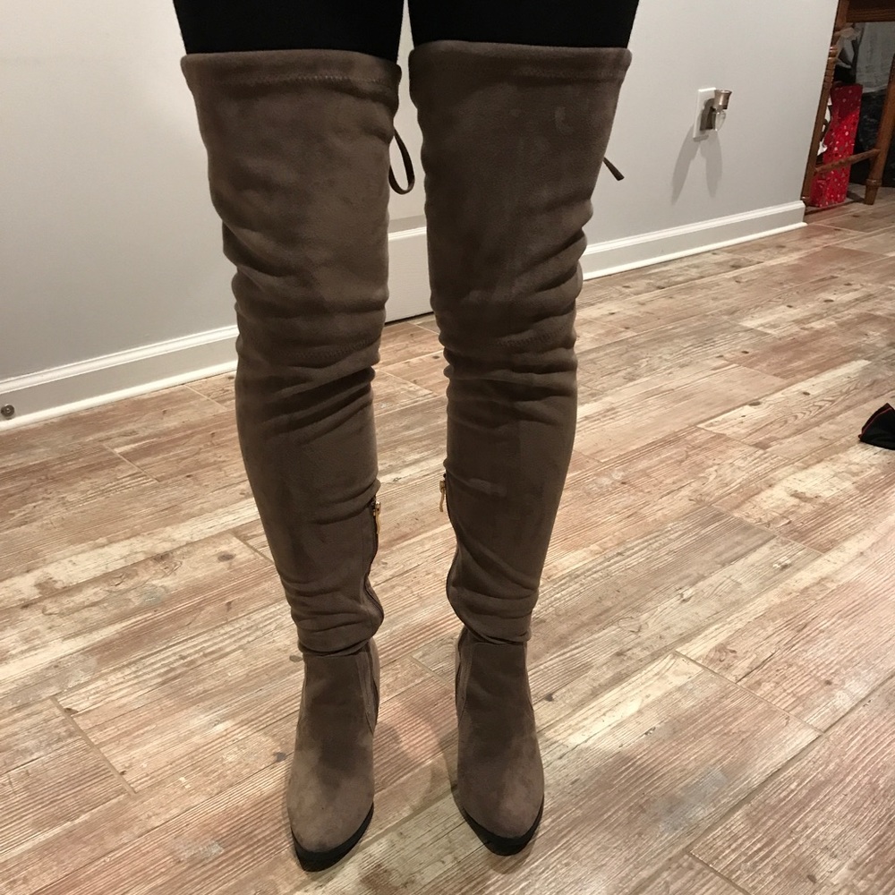 Catherine Malandrino Sorcha Boots Taupe, size 7.5