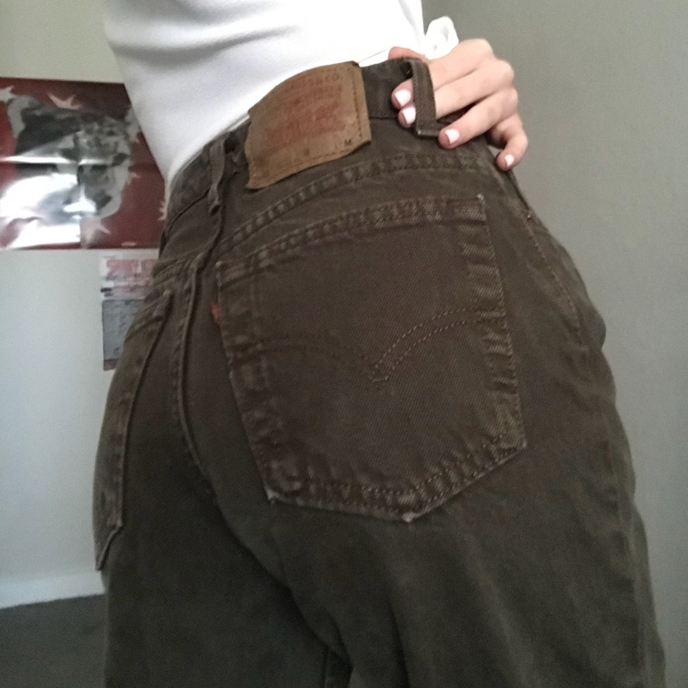 sold LEVIS / olive green mom jeans - Picture 7 of 7