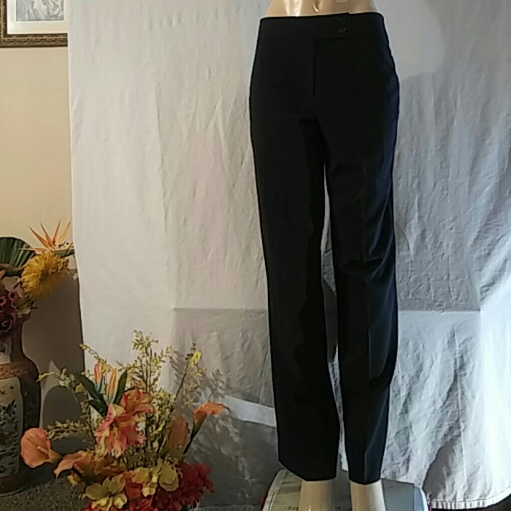 Josephine Chaus Womens dress Black slacks. Size 8