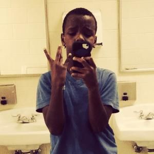 Meet your Posher, Hanut