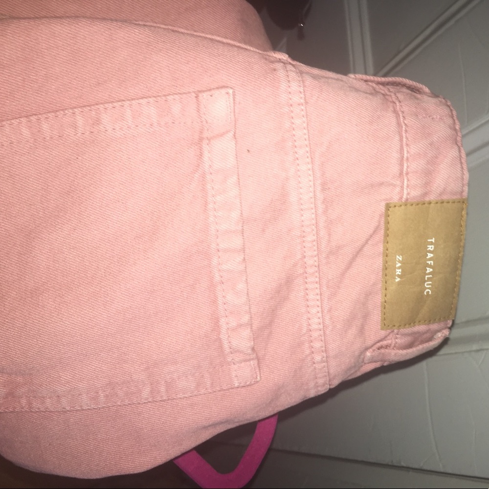 P 💓 N K  Zara Jeans