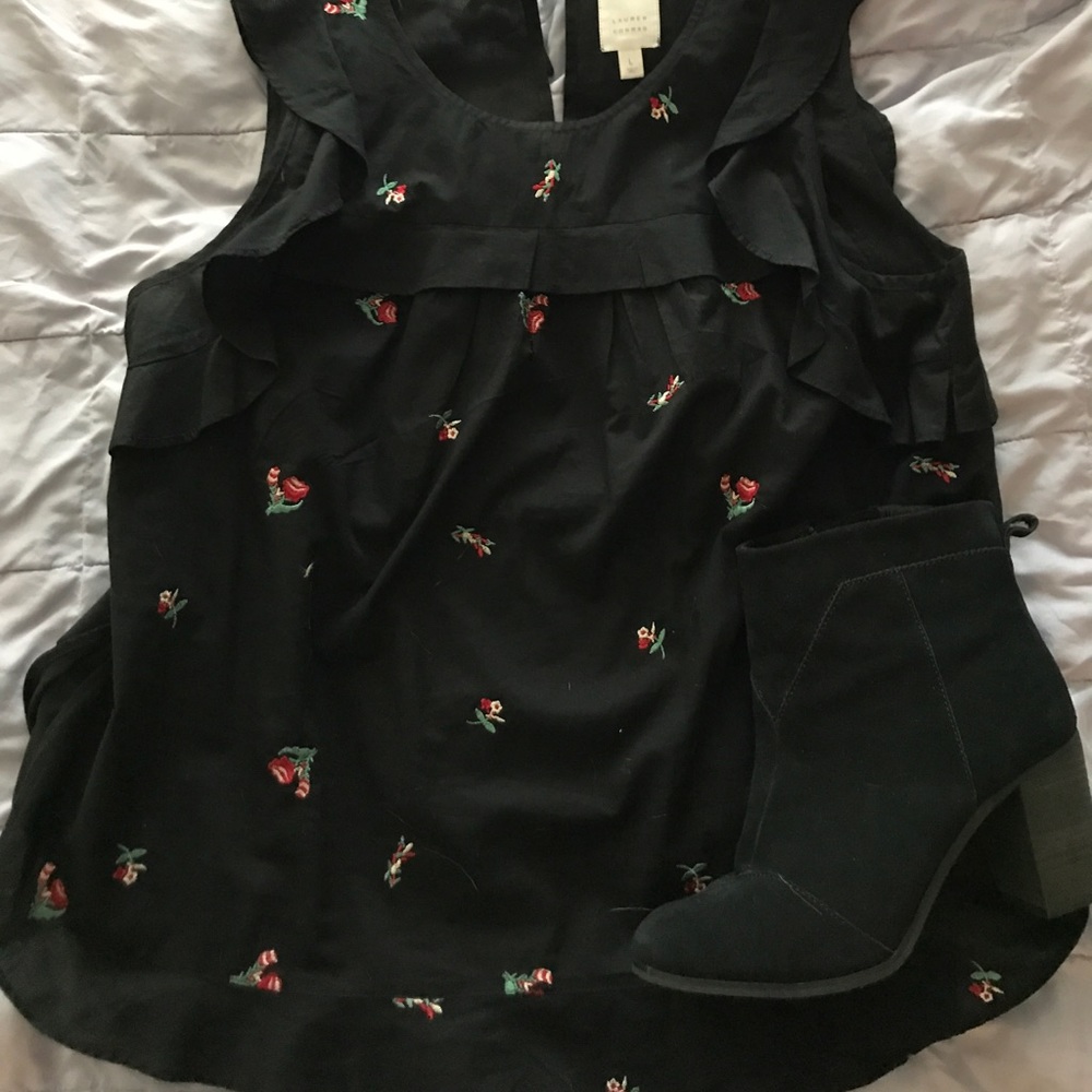 LC tie back ruffle sleeve shell
