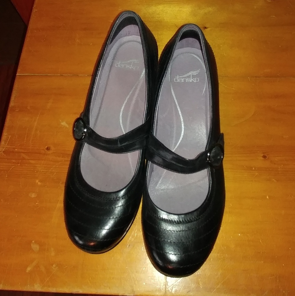 Dansko size 42 Fernanda Black