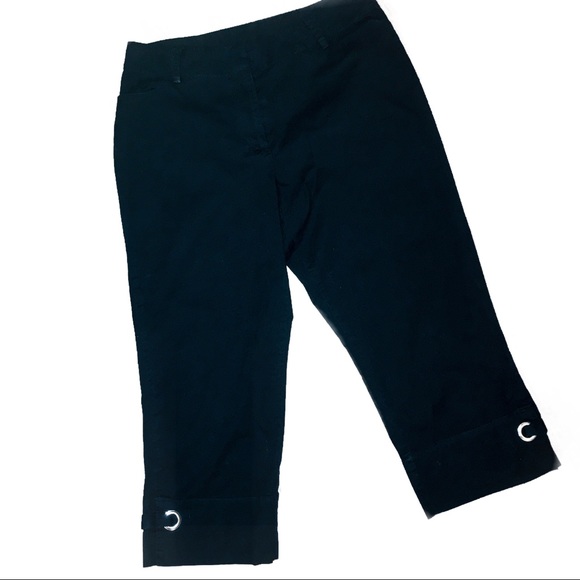 Ruby Rd. Black Capri Pants Buckle Cuff Size 8 - Picture 1 of 4