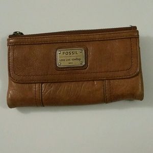 Fossil wallet