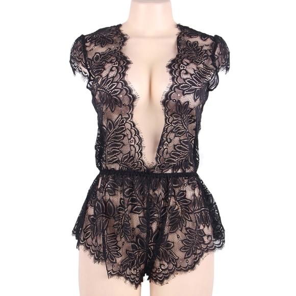 BLACK LACE DEEP V TEDDY! SUPER HOT!! - Picture 3 of 4