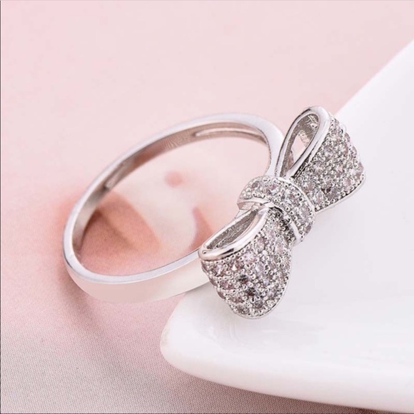 Other - 💍HOST PIC💍 silver bow ring!