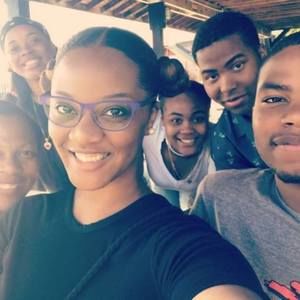 Meet your Posher, Anissa