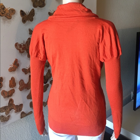 The limited merino wool sweater - Picture 7 of 8