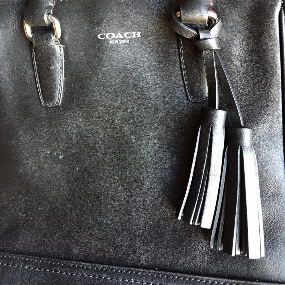 ⭕️SOLD⭕️ Coach purse - Picture 2 of 7