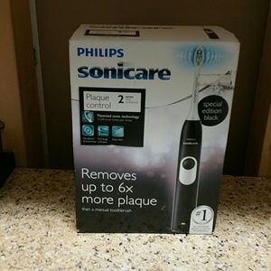 Philips Sonicare 2 Series plaque control toothbrus