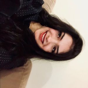 Meet your Posher, Christina