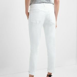 Mid rise best girlfriend jeans