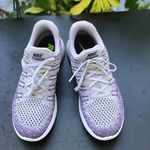 NWT Nike LunarEpic Low Fl 2 WMNS - Picture 2 of 8