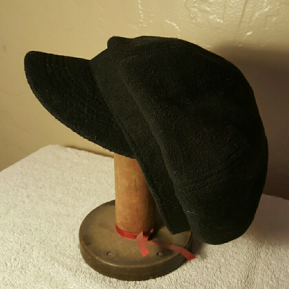 Papillon Hat