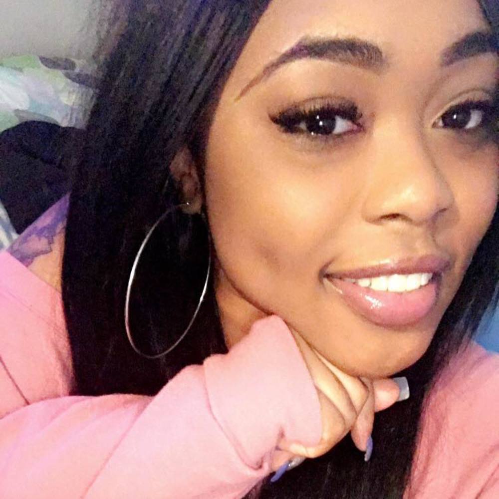 Meet your Posher, Darnesha